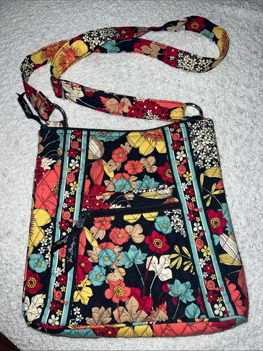 Vera Bradley Black Quilted Floral Crossbody Messenger Bag w/ Multicolor Flowers